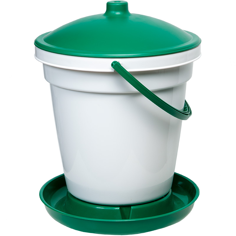 Quick Clean Bucket Waterer, 5 gallon